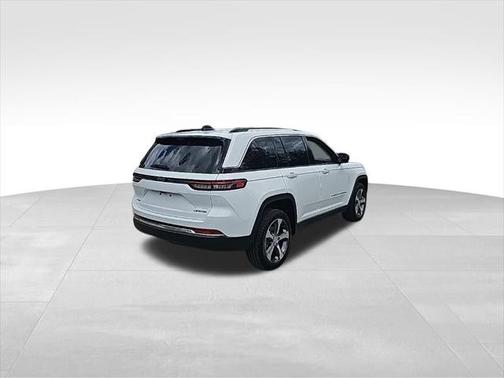 2023 Jeep Grand Cherokee Limited X