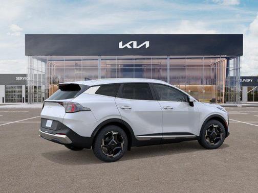 Glacial White Pearl 2027 Kia Sportage EX