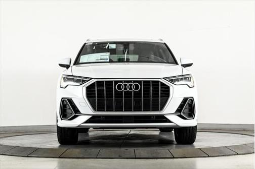 2025 Audi Q3 S line Premium 45 TFSI quattro