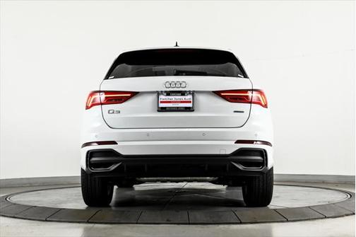 2025 Audi Q3 S line Premium 45 TFSI quattro