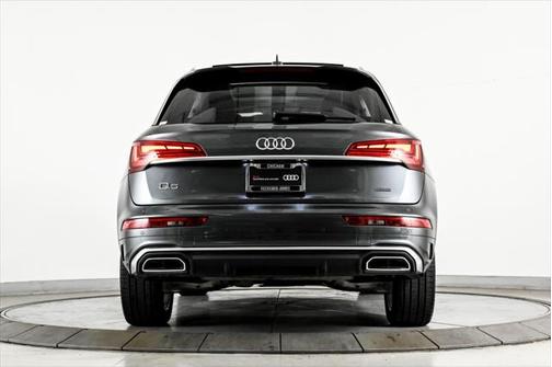 2025 Audi Q5 45 S line Premium Plus