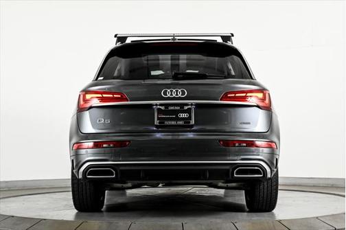 2023 Audi Q5 45 S line Premium