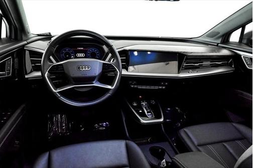 2024 Audi Q4 e-tron CERTIFIED Premium Plus/ Black Optic