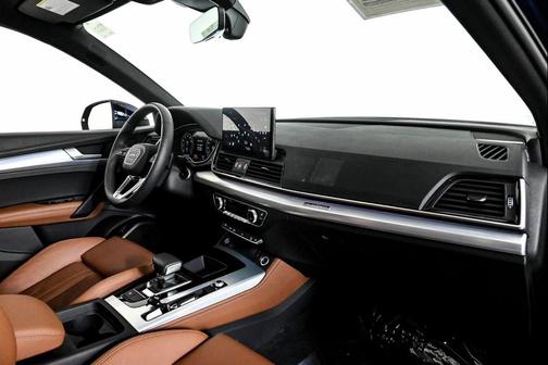 2025 Audi Q5 45 S line Premium Plus