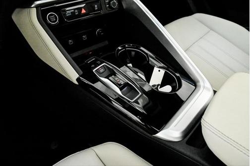2025 Audi Q5 Premium Plus 2.0 TFSI quattro