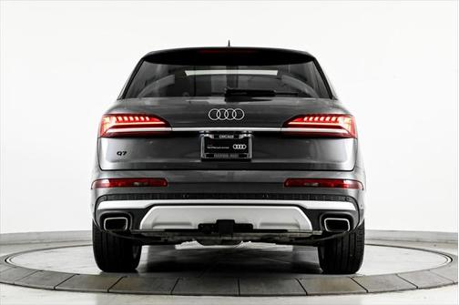 2025 Audi Q7 55 Premium Plus