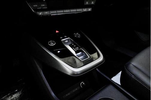 2025 Audi Q4 e-tron Premium Plus 55 quattro