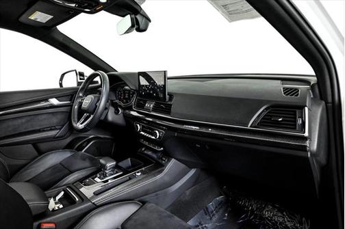 2022 Audi SQ5 3.0T Premium Plus