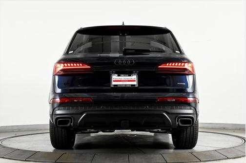 2025 Audi Q7 45 Premium