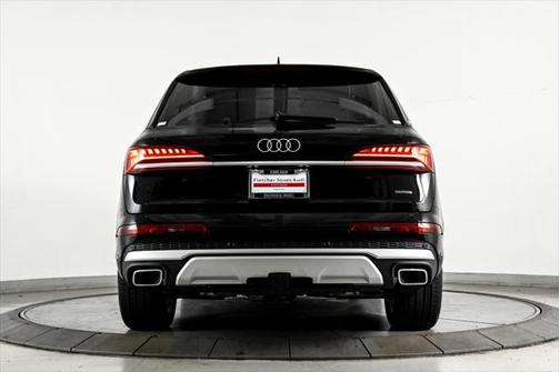 2025 Audi Q7 55 Prestige
