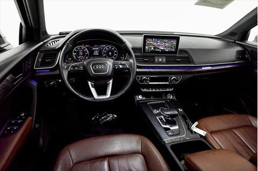 2020 Audi Q5 Prestige w/ 20s & CWP