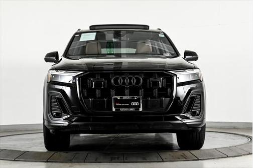 2025 Audi Q7 45 Premium Plus