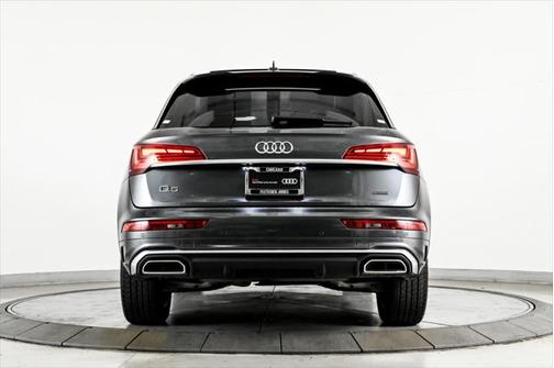 2025 Audi Q5 45 S line Premium Plus