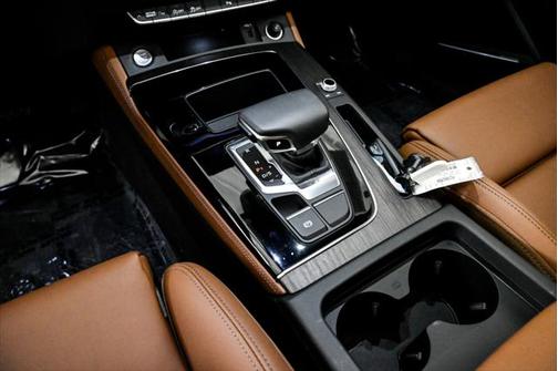 2025 Audi Q5 45 S line Premium Plus
