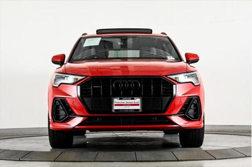 2022 Audi Q3 45 S line Premium