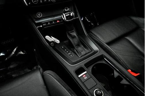 2022 Audi Q3 45 S line Premium