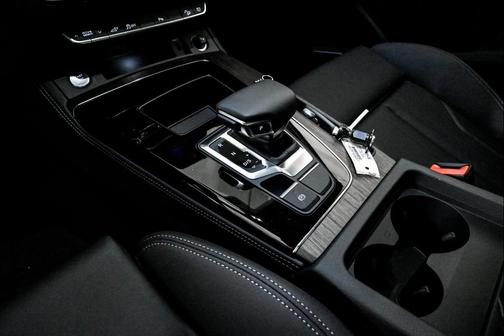 2025 Audi Q5 55 S line Premium Plus