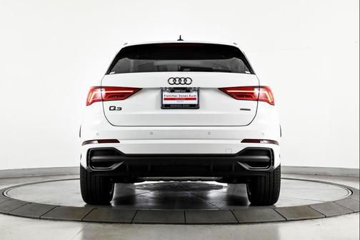 2025 Audi Q3 S line Premium 45 TFSI quattro