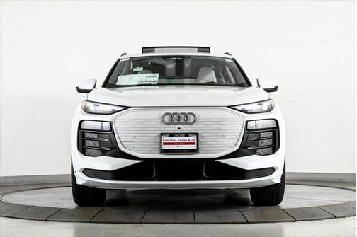 2025 Audi Q6 e-tron Prestige quattro