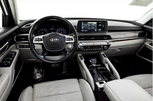 2021 Kia Telluride SX/ Prestige