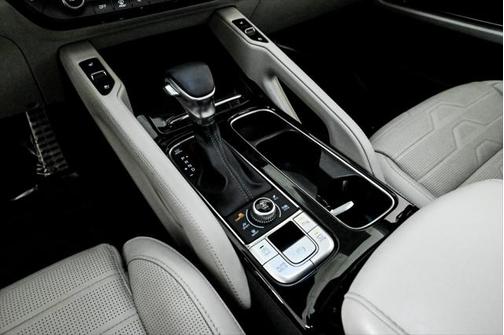 2021 Kia Telluride SX/ Prestige
