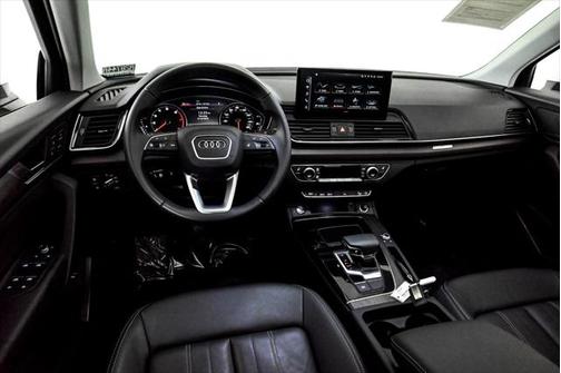 2023 Audi Q5 45 S line Premium