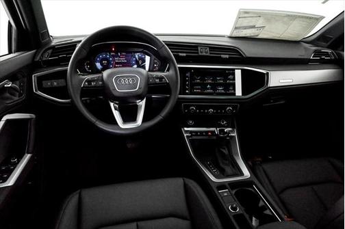 2025 Audi Q3 S line Premium 45 TFSI quattro