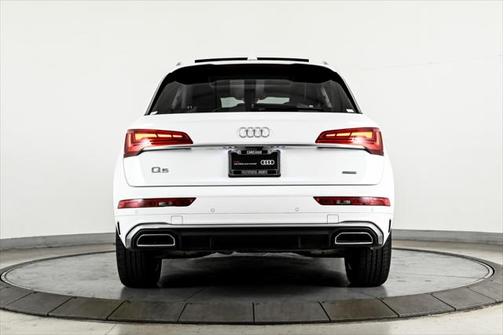 2022 Audi Q5 45 S line Premium