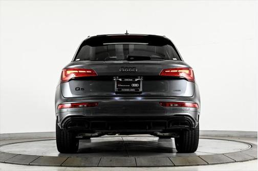 2024 Audi Q5 45 S line Premium Plus