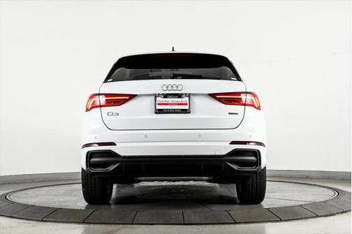 2025 Audi Q3 45 S line Premium Plus