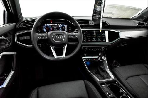 2025 Audi Q3 45 S line Premium Plus