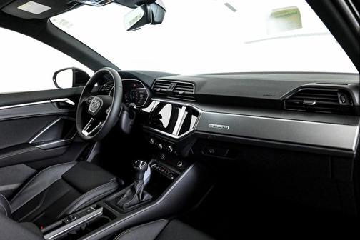 2025 Audi Q3 S line Premium 45 TFSI quattro