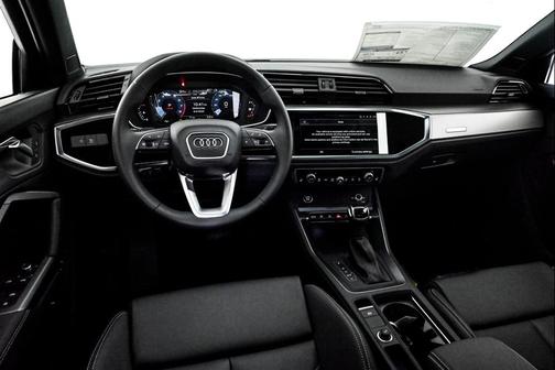 2025 Audi Q3 S line Premium 45 TFSI quattro