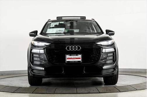 2025 Audi Q6 e-tron Premium Plus quattro