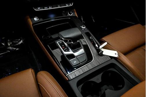 2025 Audi Q5 45 S line Premium Plus