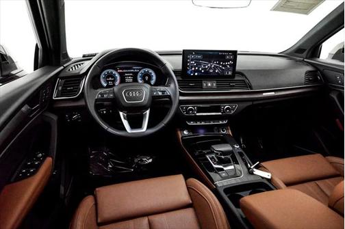 2025 Audi Q5 45 S line Premium Plus