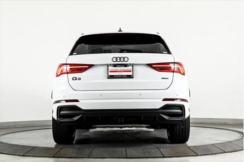 2025 Audi Q3 45 S line Premium Plus