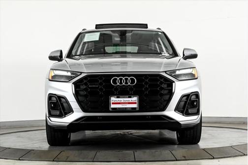 2022 Audi Q5 45 S line Premium Plus