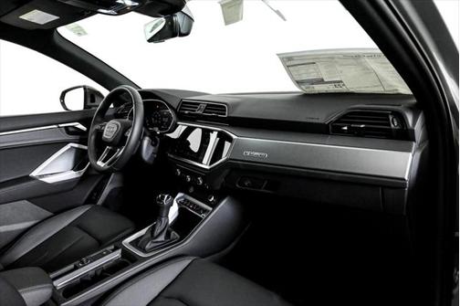 2025 Audi Q3 S line Premium 45 TFSI quattro
