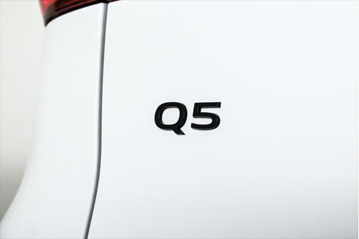 2025 Audi Q5 Premium Plus 2.0 TFSI quattro