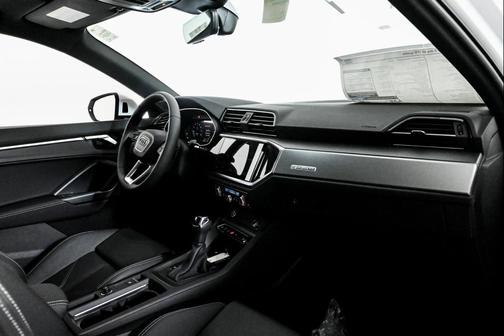 2025 Audi Q3 S line Premium 45 TFSI quattro