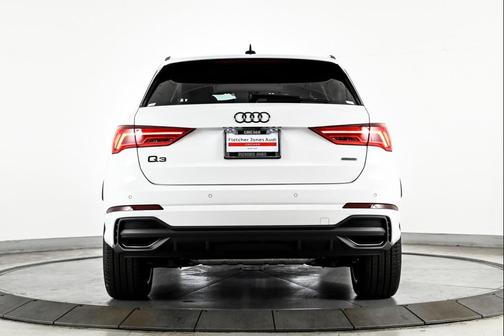 2025 Audi Q3 S line Premium 45 TFSI quattro