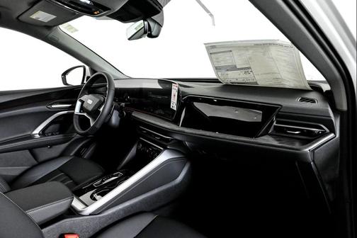2025 Audi Q5 Premium 2.0 TFSI quattro