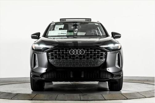 2025 Audi Q5 Premium 2.0 TFSI quattro
