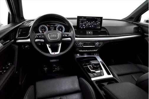 2024 Audi Q5 45 S line Premium Plus