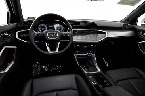 2025 Audi Q3 45 S line Premium Plus