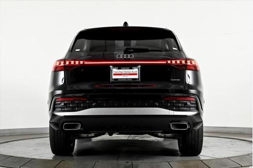 2025 Audi Q5 Premium 2.0 TFSI quattro