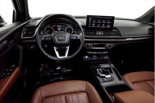 2022 Audi Q5 45 S line Premium