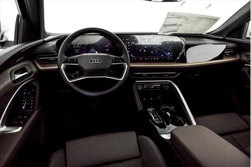 2025 Audi Q5 Premium Plus 2.0 TFSI quattro