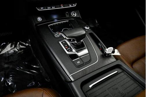 2020 Audi Q5 45 Premium Plus